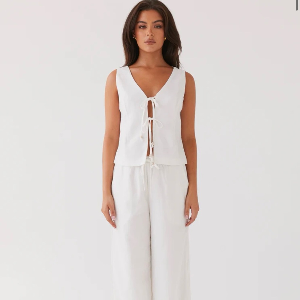 Linen set - Picture 2 of 7